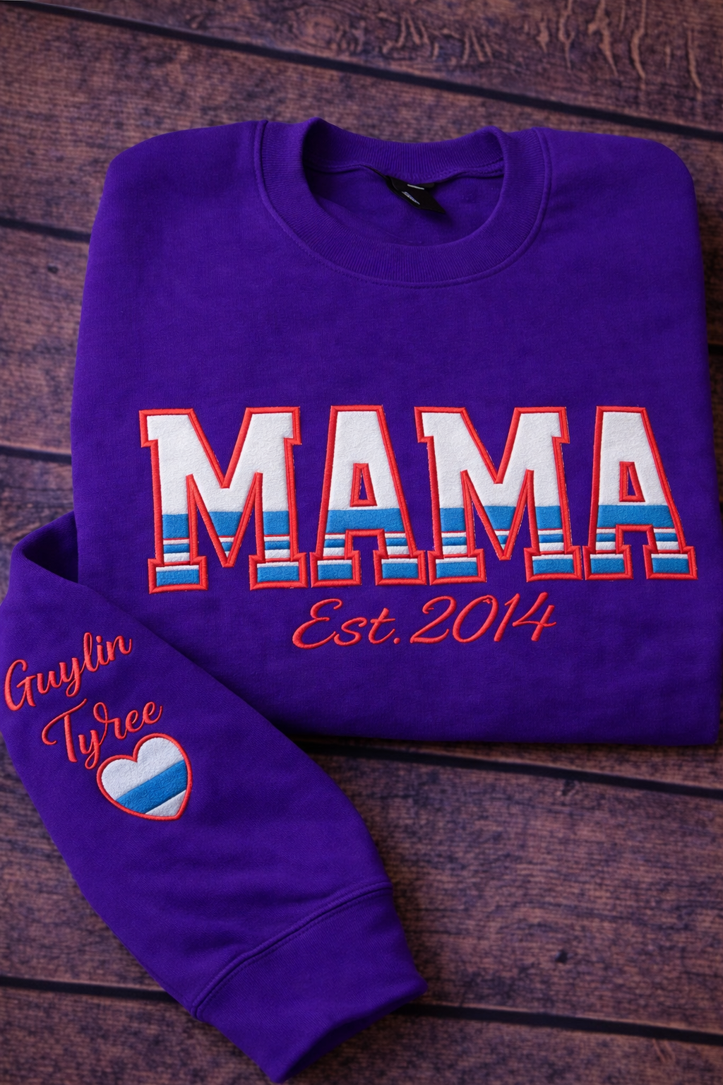 Signature MAMA Sweatshirt